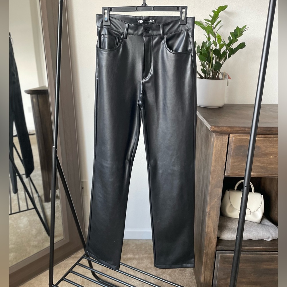 Zara faux leather straight leg black pants women’s size small